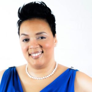 KiKi Brown blue and white