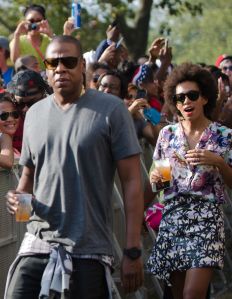 Solange performs at the 'Made in America' festival