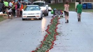 f_ferg_flowers_140822.nbcnews-video-reststate-640