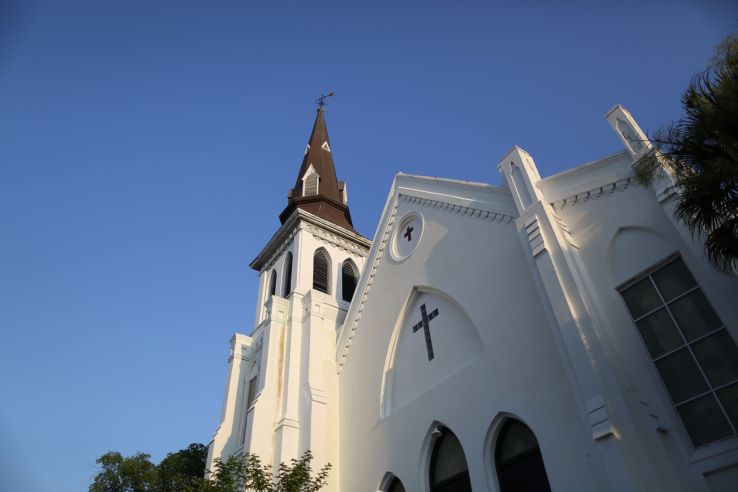 Charleston In Mourning After 9 Killed In Church Massacre