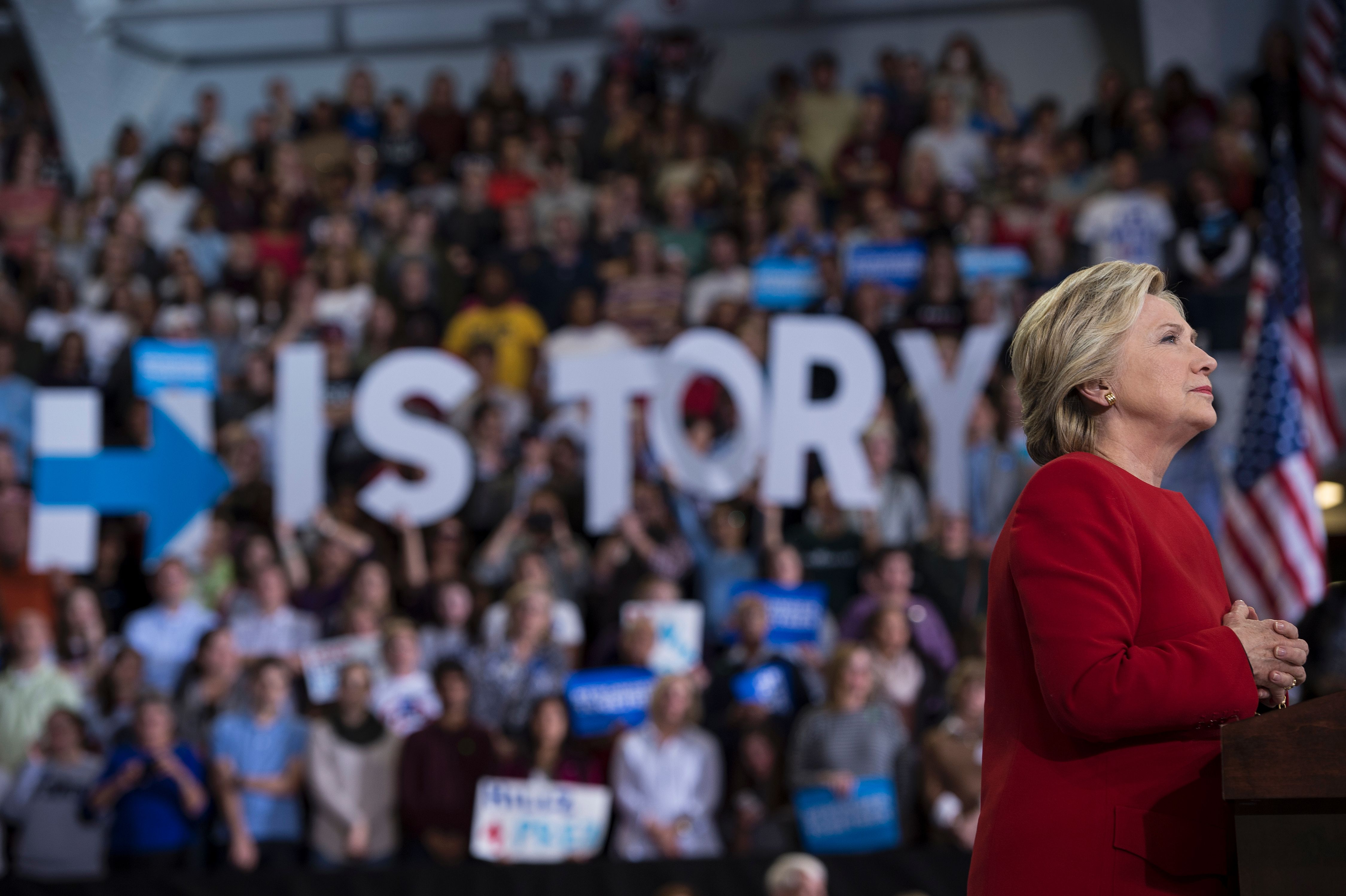 US-VOTE-DEMOCRATS-CLINTON